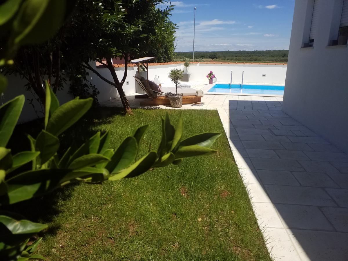 Casa Emilia Villa Umag Ngoại thất bức ảnh